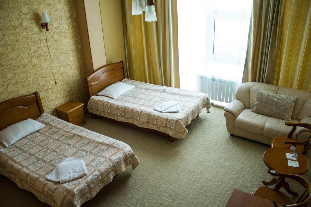 Ayhan Hotel Aqtöbe Esterno foto
